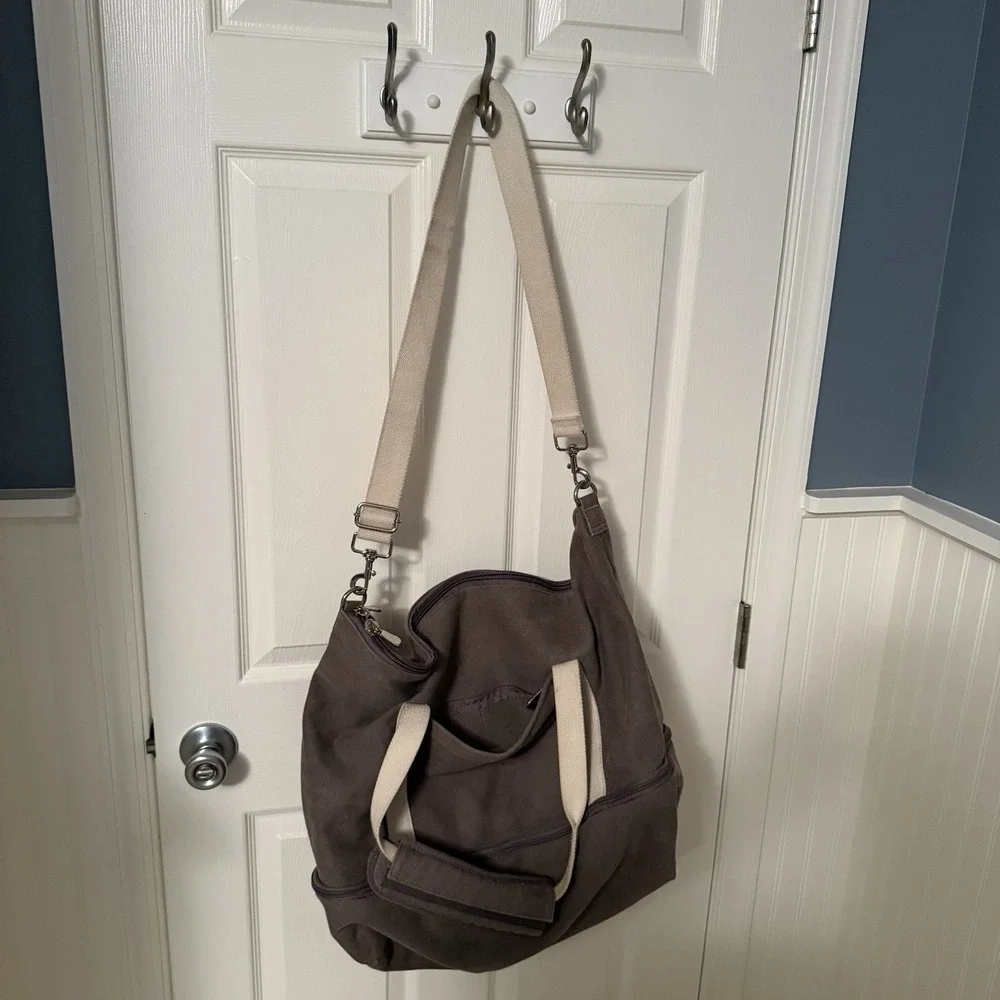 Lo & Sons Canvas Gray Zipper Travel Duffle Bag W/Shoes Compartment Weekender
